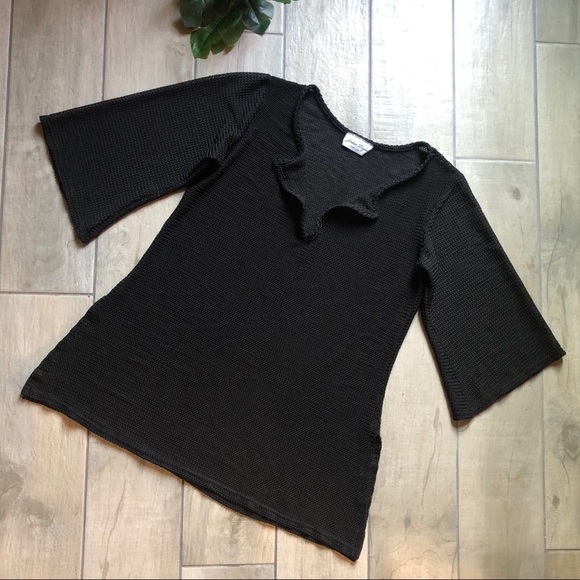 Jordan taylor mesh open knit 3/4 sleeve swimsuit cover up in black. Size M - Picture 2 of 9